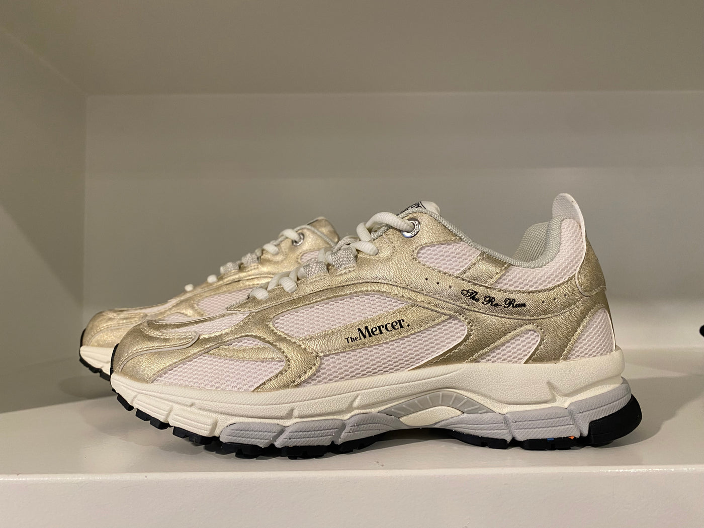 Mercer The Re-Run gold Metallic Sneaker