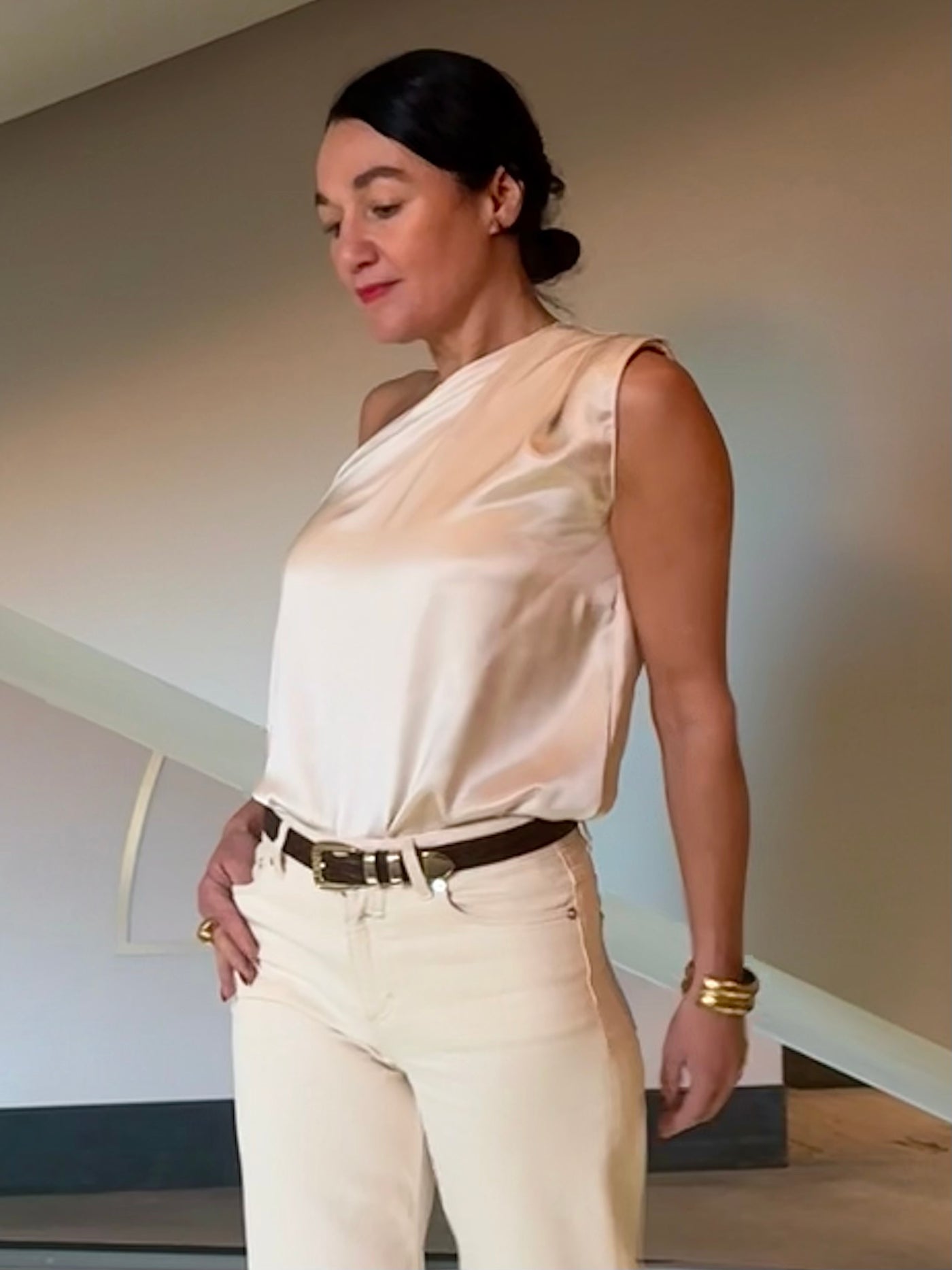 Alhvar Gallery Top Elle Satin Cream