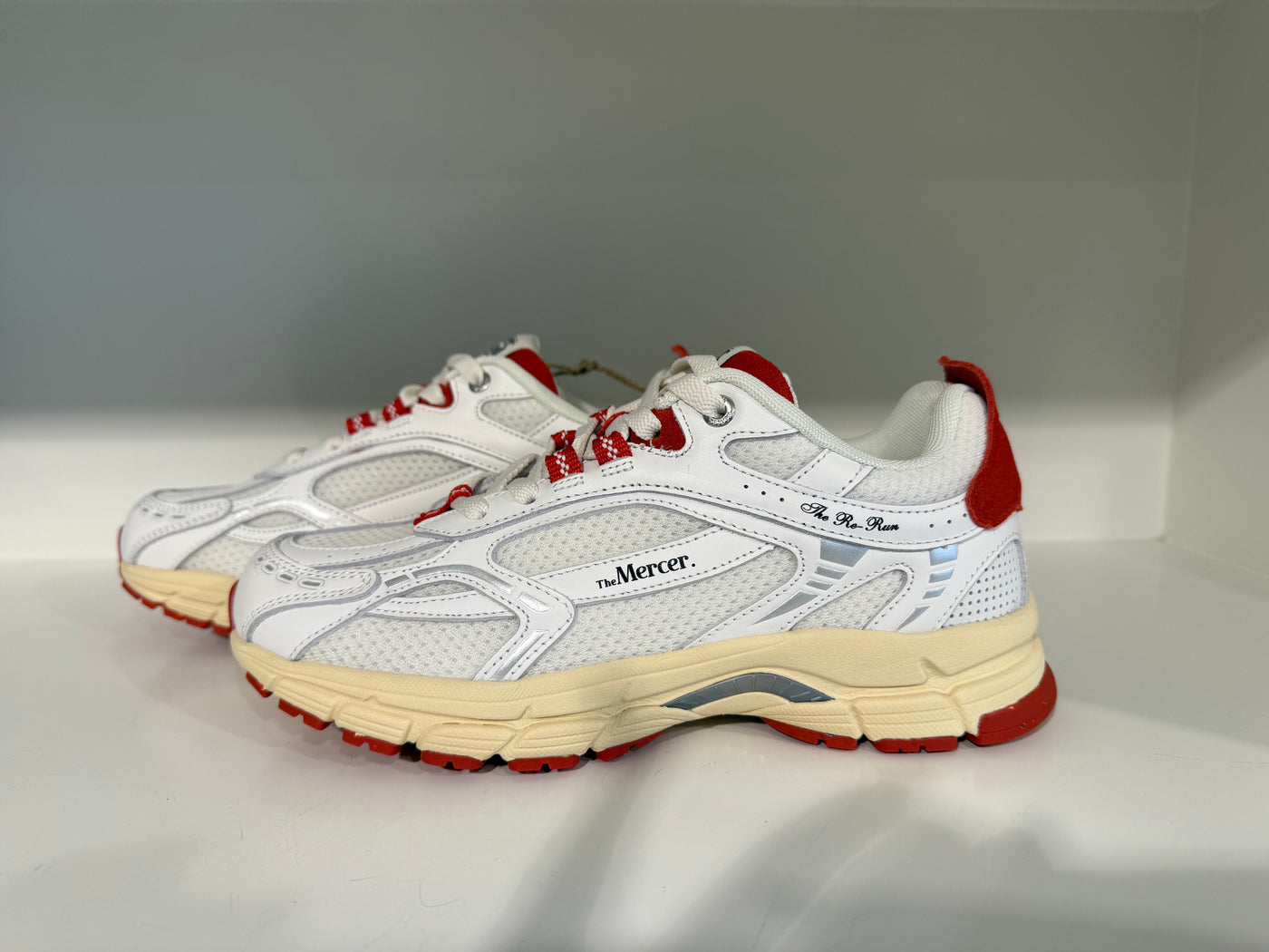 Mercer The Re-Run Vintage Sneaker White / Red