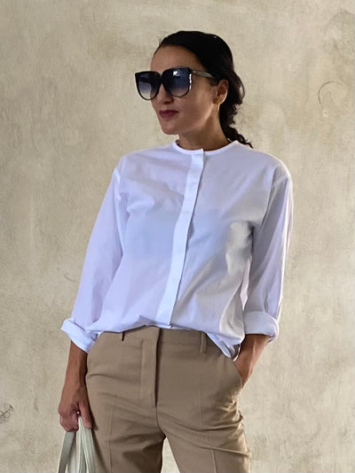 Closed Collarless Blouse Wit